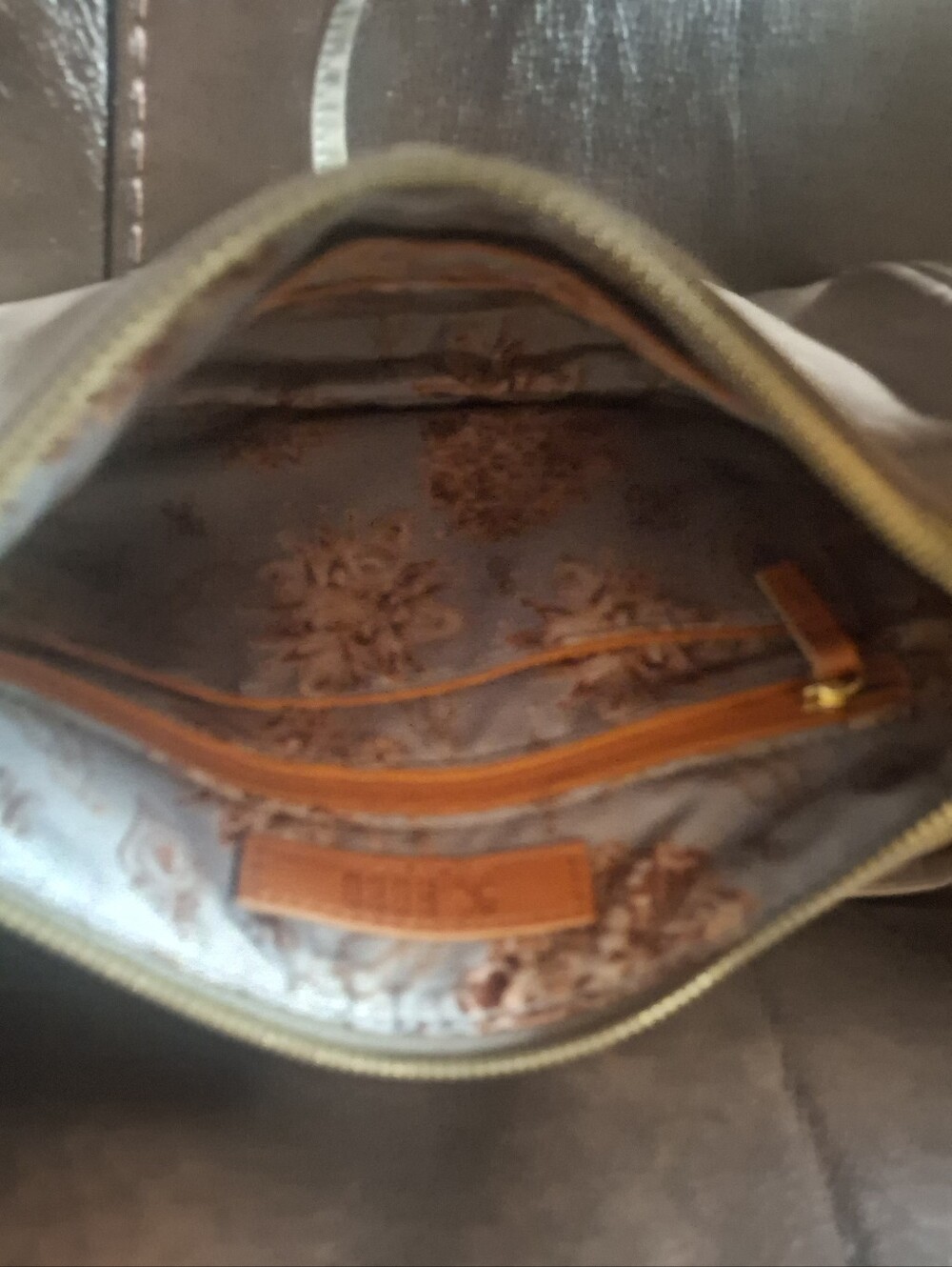 Hobo *RARE* TOPAZ Crossbody (Retired) - Picture 8 of 9